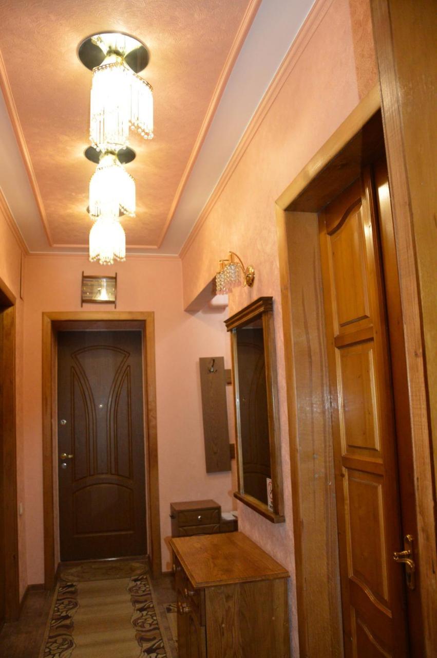 Knaus Apartments Chernivtsi Exterior photo